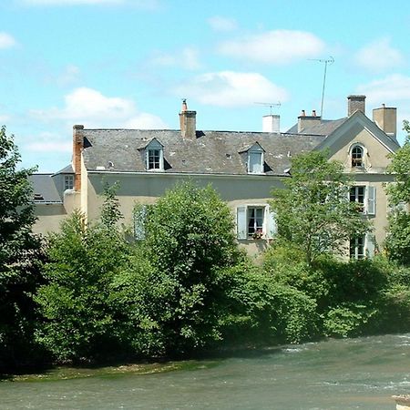 Montfort-le-Gesnois Chambres D'Hotes Le Pont Romain المظهر الخارجي الصورة